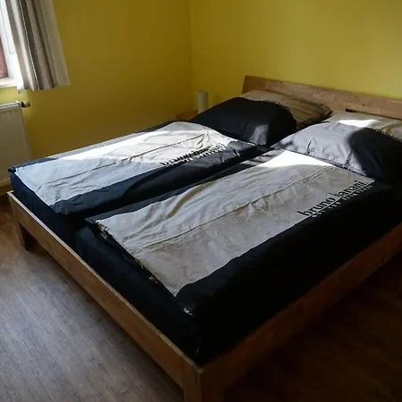בית נופש Brandl Haus 92 *